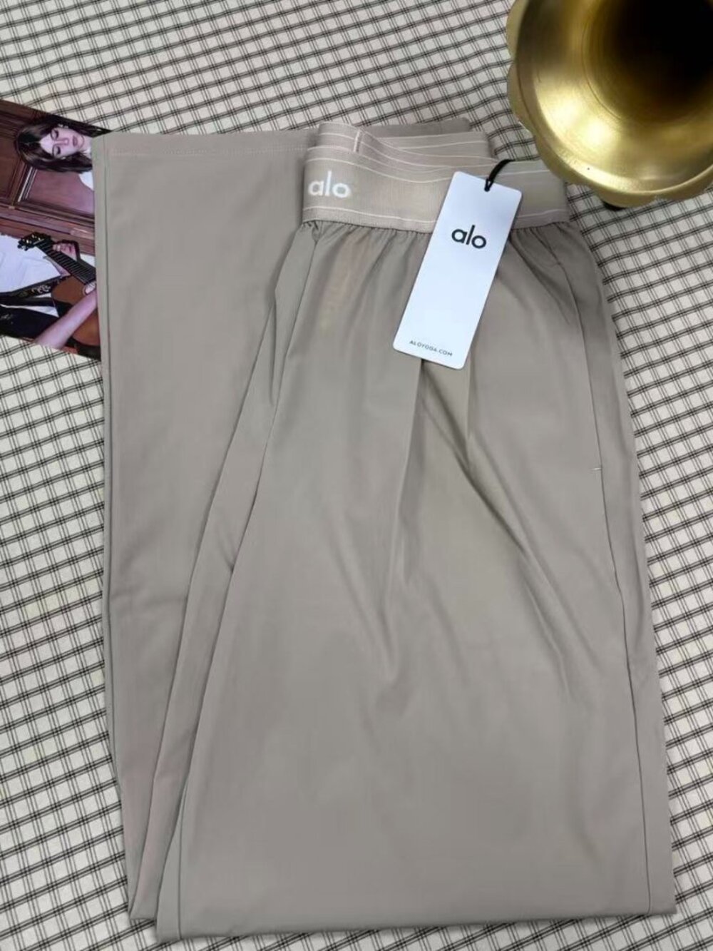 🖤Alo Yoga Suit Up Trouser Gravel (Regular)30" Inseam Loose Straight Leg - Picture 2 of 8